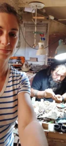 angel et lucie dans l'atelier