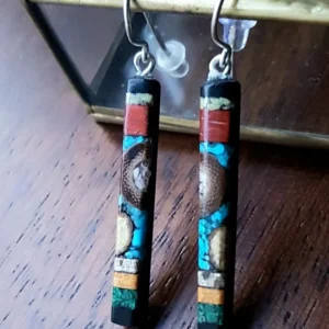 L'Atelier Mostro - création de bijoux et accessoires artisanaux en bois et pierres fines - catégorie boucles d'oreilles - sous-catégorie sillage turquoise