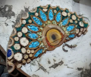 pendentif demie lune fleur